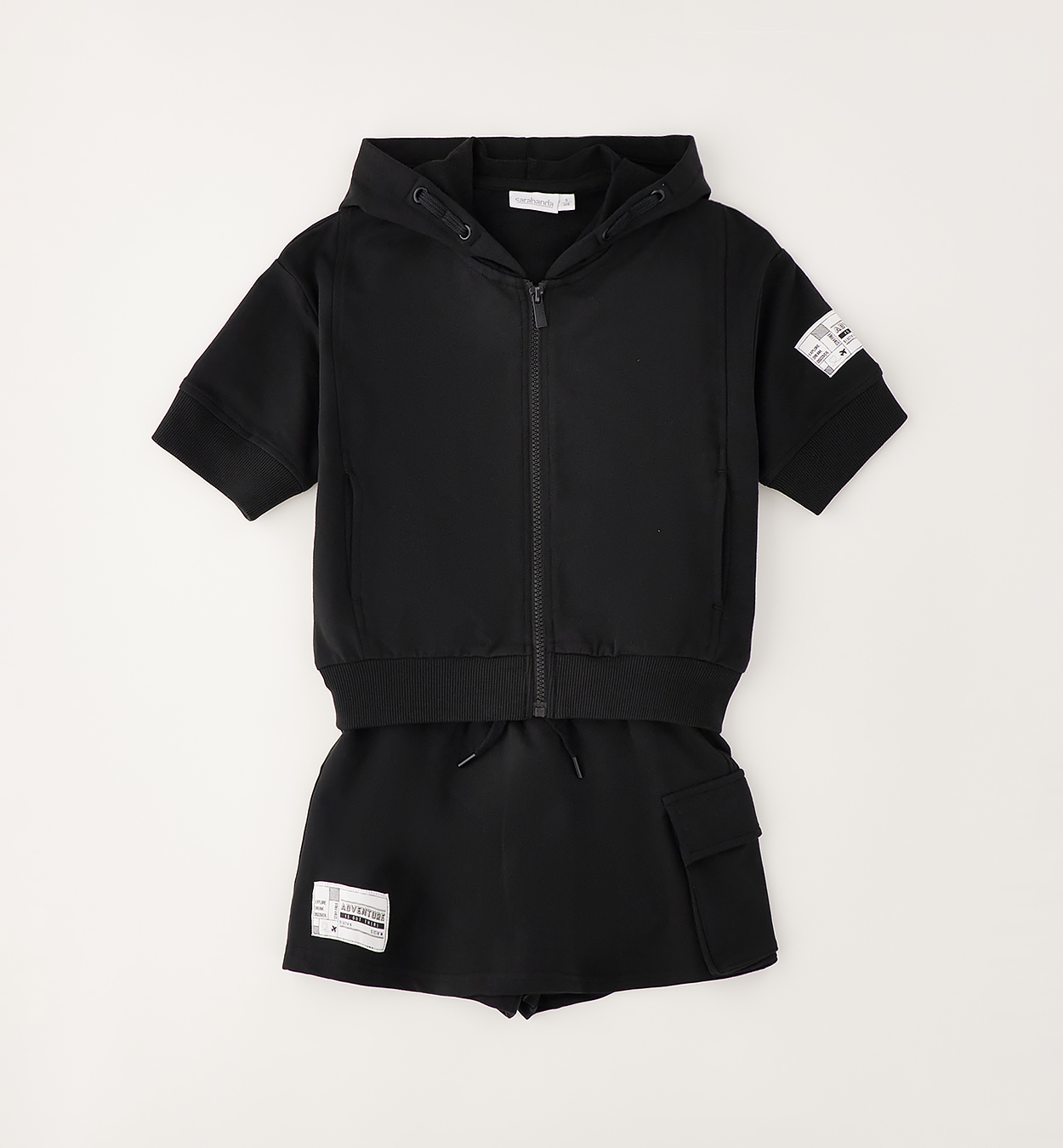 Conjunto saia/calção+ casaco